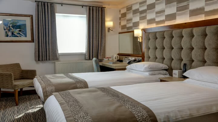 standard-twin-room